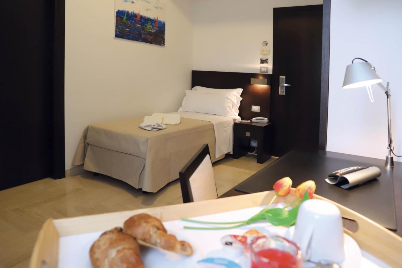 Albergo Cantiani Ancona Dış mekan fotoğraf